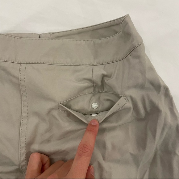 Lululemon This Instant Short Size 8 - Picture 6 of 6